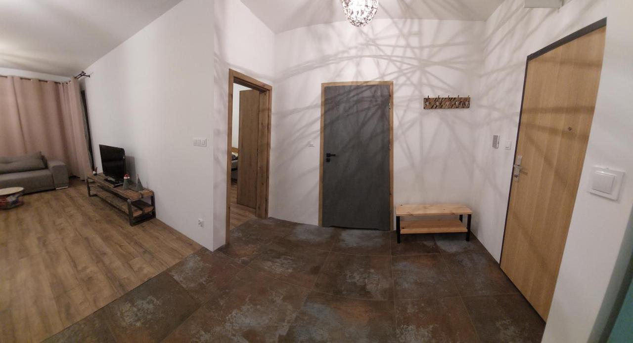 Buko Apartamenty Uniejow Εξωτερικό φωτογραφία