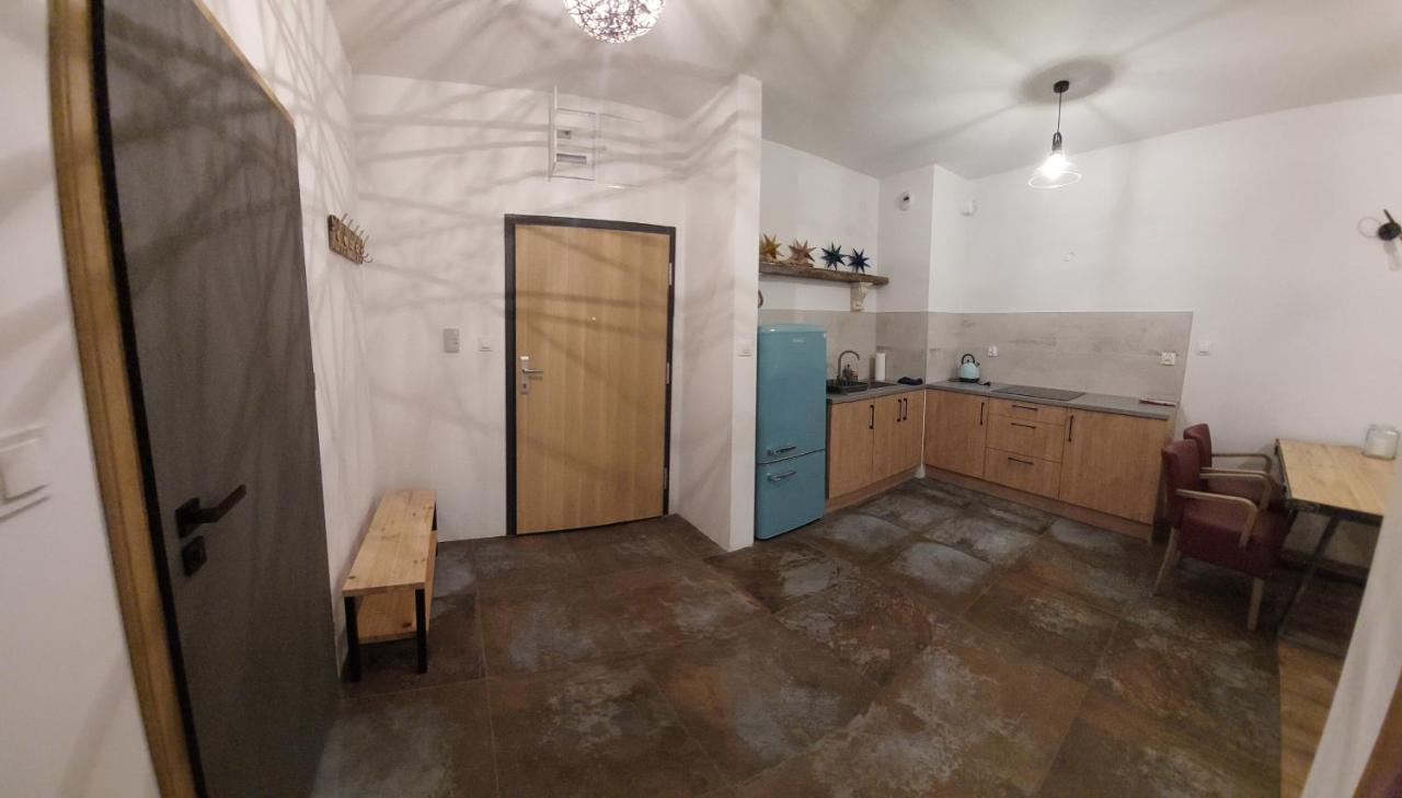 Buko Apartamenty Uniejow Εξωτερικό φωτογραφία